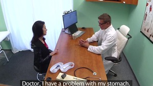 Masturbating along with sexy russian couple