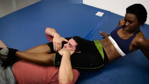 Грубый реальный секс вместе со стилем Симоны и Стилями Симоны.