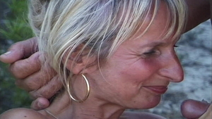 Dutch girl rushes blowjobs HD