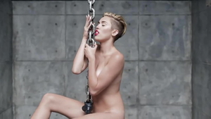 Girl Miley Cyrus futanari masturbation