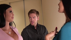 Ania Kinski amongst Jasmine Jae fingering HD