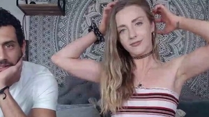 Karla Kush avec Alex Jones gorge profonde.