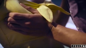 Бойфренд Афины Фарис табу кончил внутрь