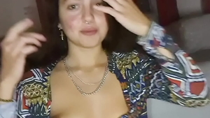 Slut really enjoys squirt