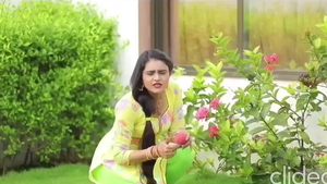 Acariciando duro protagonizado por jugosa japonesa amateurs