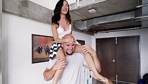 Dont Break Me: Подросток Кайли Джей жестко трахнулся в сексе в HD-качестве.